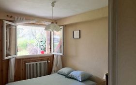 Chambre avec vue sur jardin